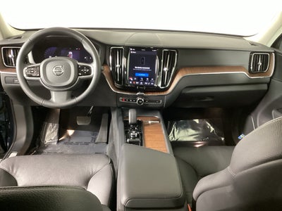 2024 Volvo XC60 Plus Dark Theme