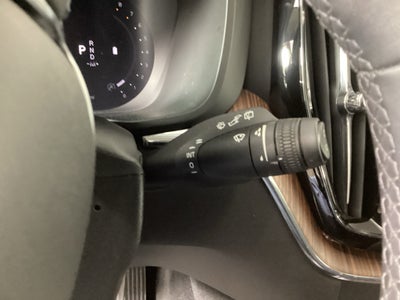 2024 Volvo XC60 Plus Dark Theme