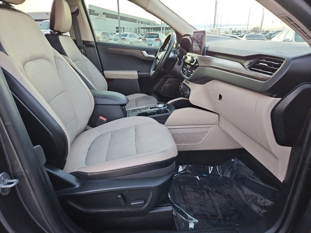 2020 Ford Escape Titanium Hybrid