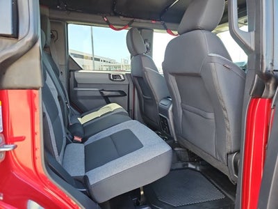 2021 Ford Bronco Base
