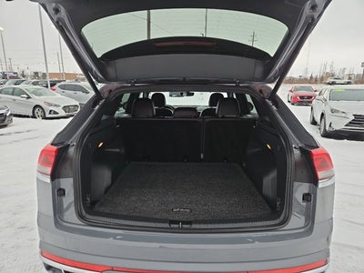 2021 Volkswagen Atlas Cross Sport 3.6L V6 SE w/Technology R-Line