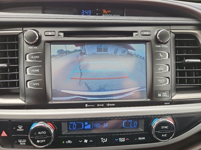 2017 Toyota Highlander Base