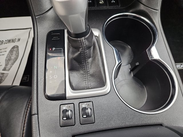 2017 Toyota Highlander Base