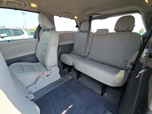2020 Toyota Sienna Base