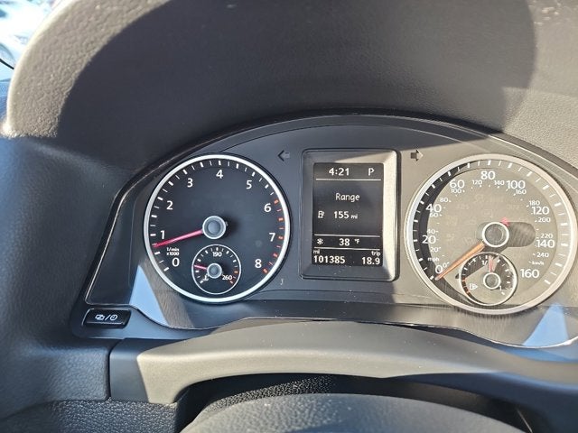 2017 Volkswagen TIGUAN Base