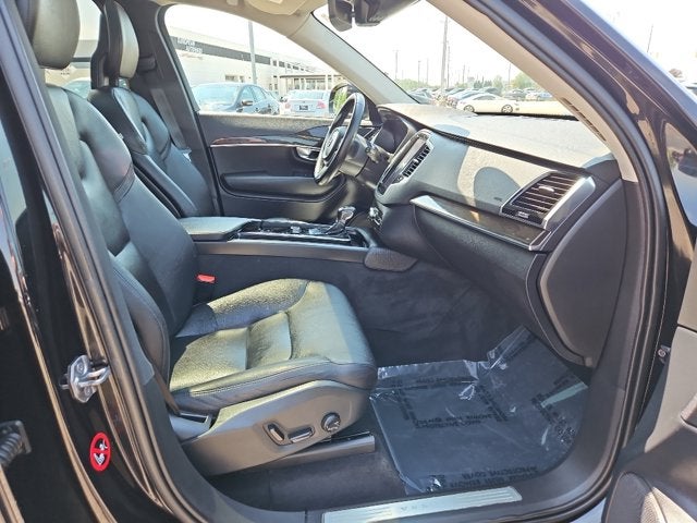 2018 Volvo XC90 Momentum