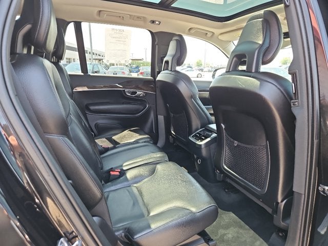 2018 Volvo XC90 Momentum