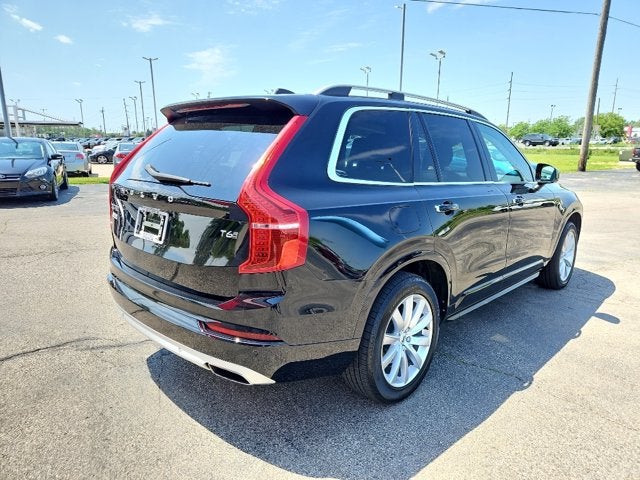 2018 Volvo XC90 Momentum