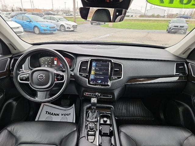 2017 Volvo XC90 Momentum