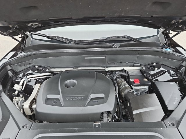 2017 Volvo XC90 Momentum