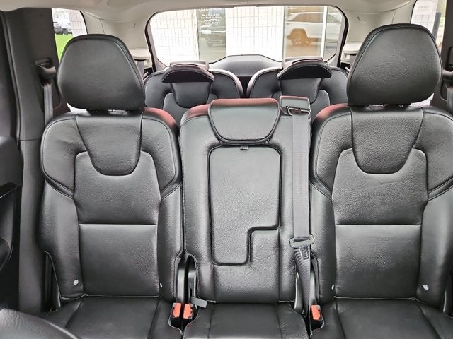 2017 Volvo XC90 Momentum